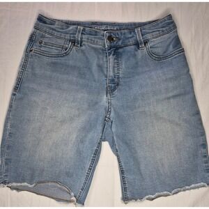 Tommy Bahama Women's Light Wash Denim Bermuda Jean Shorts Frayed Hem Size 30